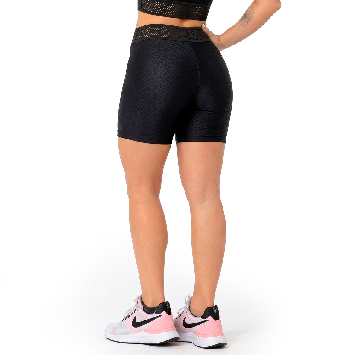 7957f9927fcbf564748c46c09ec222e0-1.jpg